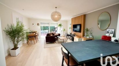 House 4 rooms of 105 m² in Bruges (33520)