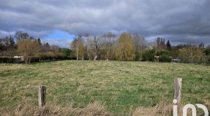 Land of 1,810 m² in Rouvres (28260)