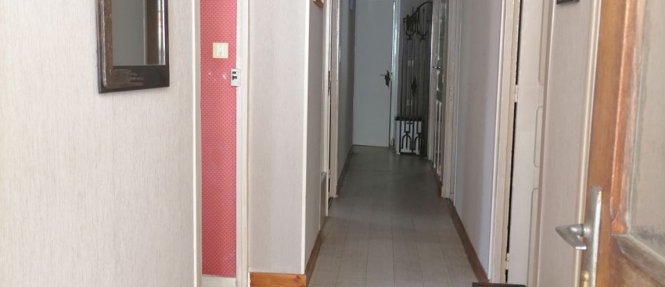 Appartement 5 pièces de 94 m² à Génelard (71420)