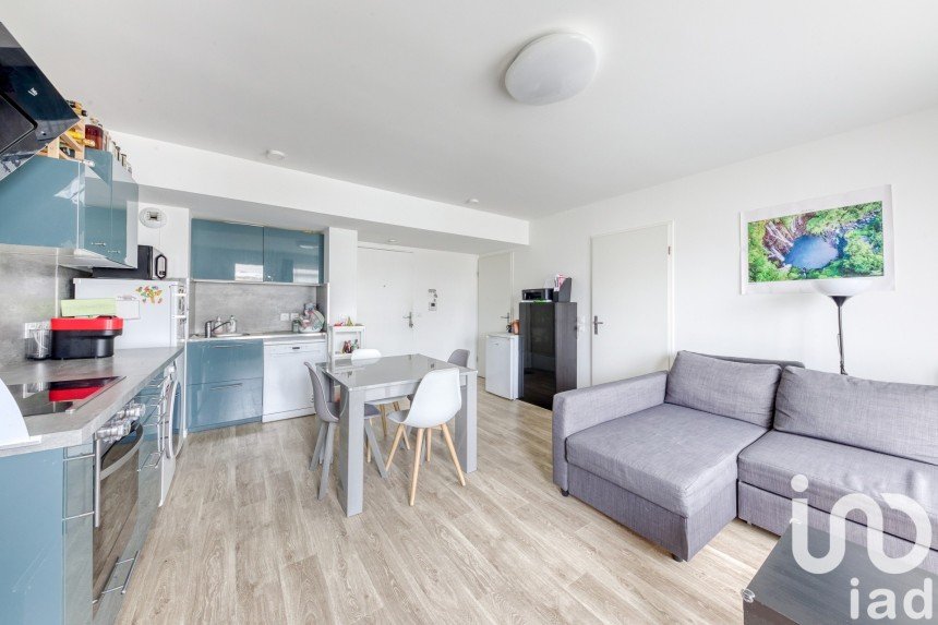 Apartment 2 rooms of 41 m² in Brie-Comte-Robert (77170)