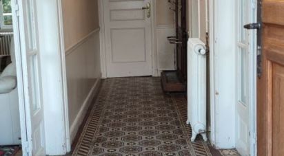 Mansion 7 rooms of 225 m² in Gueux (51390)