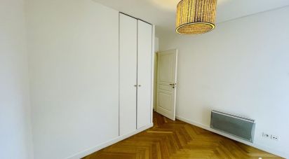 Apartment 3 rooms of 79 m² in Paris (75013)