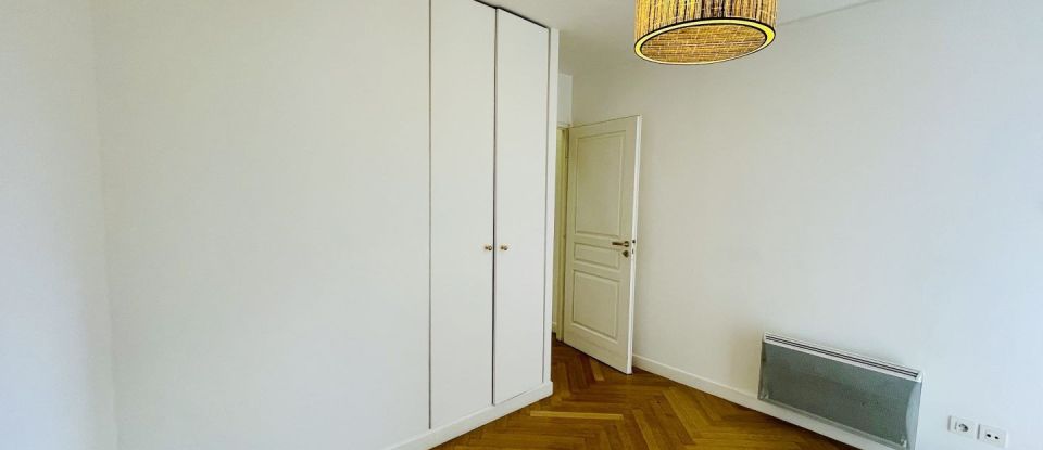 Appartement 3 pièces de 79 m² à Paris (75013)