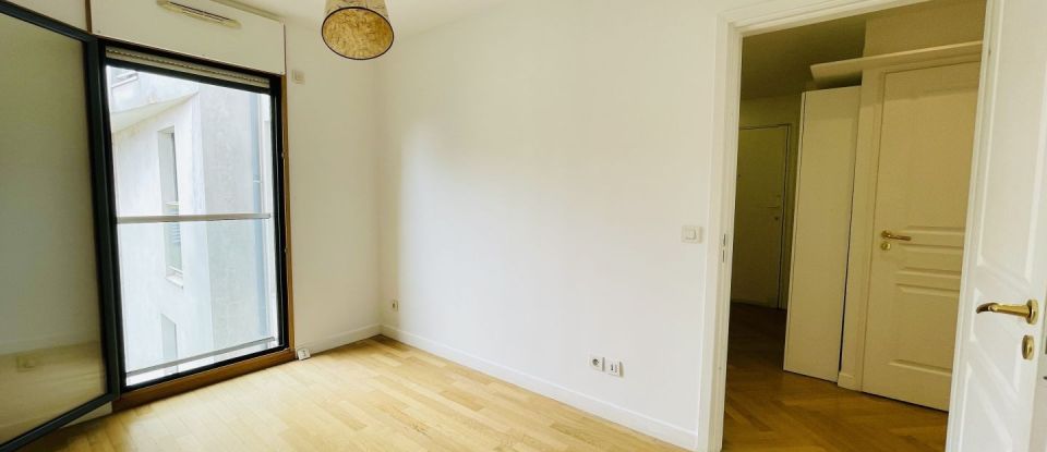Apartment 3 rooms of 79 m² in Paris (75013)