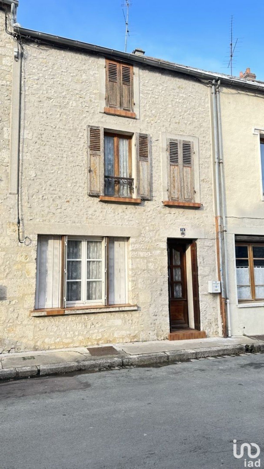 Maison 6 pièces de 106 m² à Château-Landon (77570)