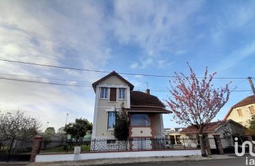 House 6 rooms of 101 m² in Saint-Clément (89100)