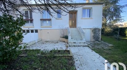 House 5 rooms of 110 m² in Parthenay (79200)