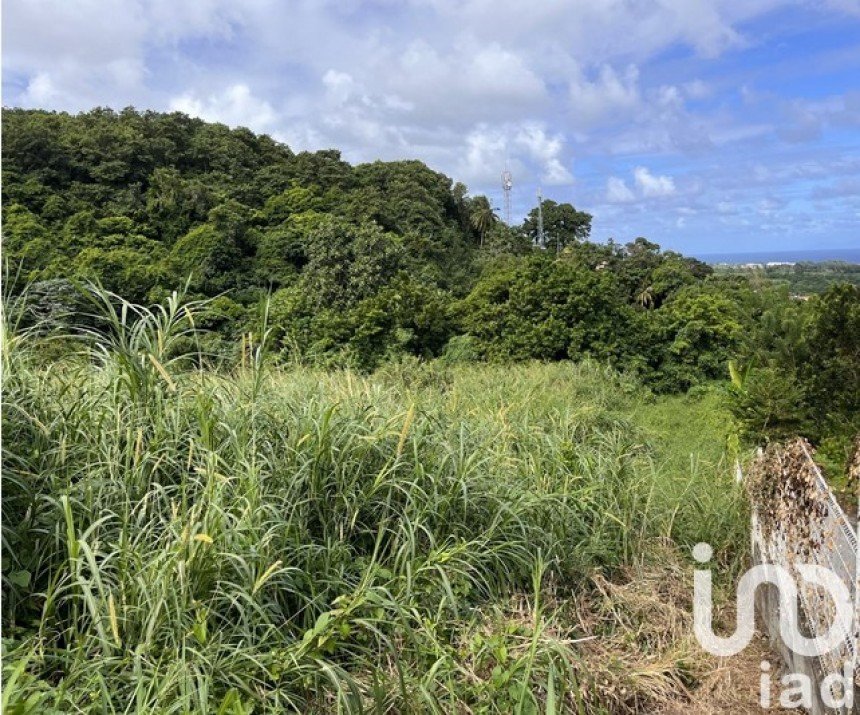 Land of 872 m² in Le Marigot (97225)