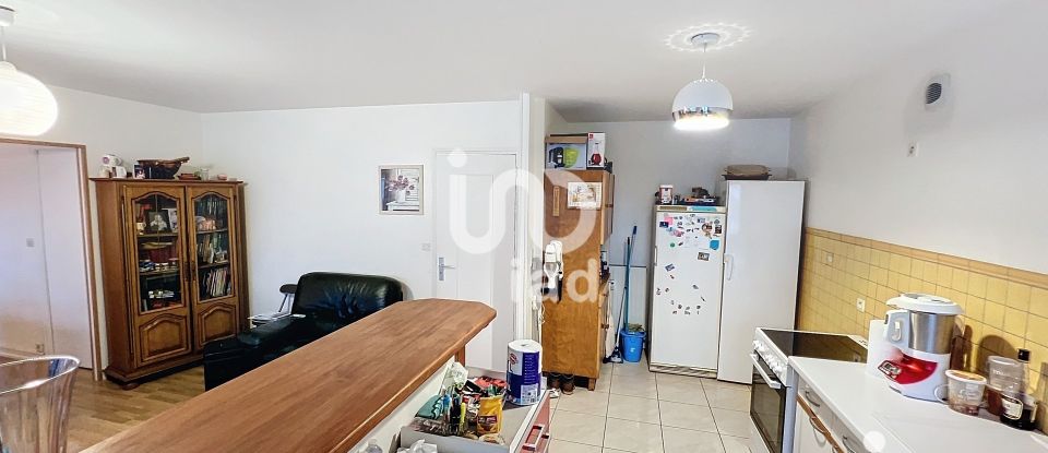Appartement 3 pièces de 80 m² à Pontorson (50170)