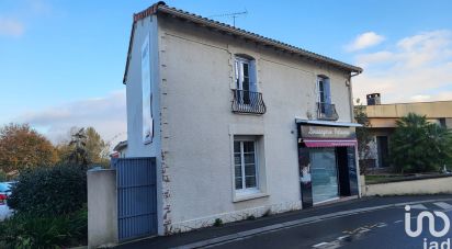 House 8 rooms of 245 m² in La Tessoualle (49280)