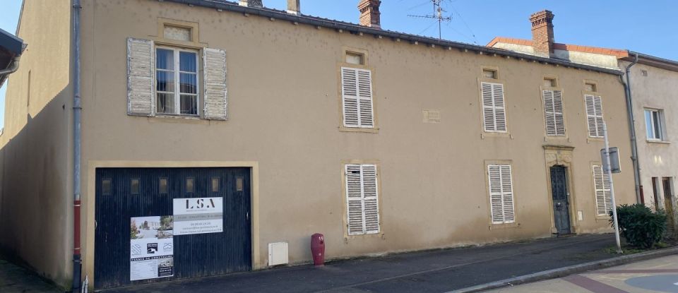 Maison 10 pièces de 320 m² à Ay-sur-Moselle (57300)