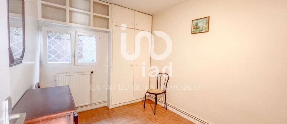 House 5 rooms of 143 m² in Houilles (78800)