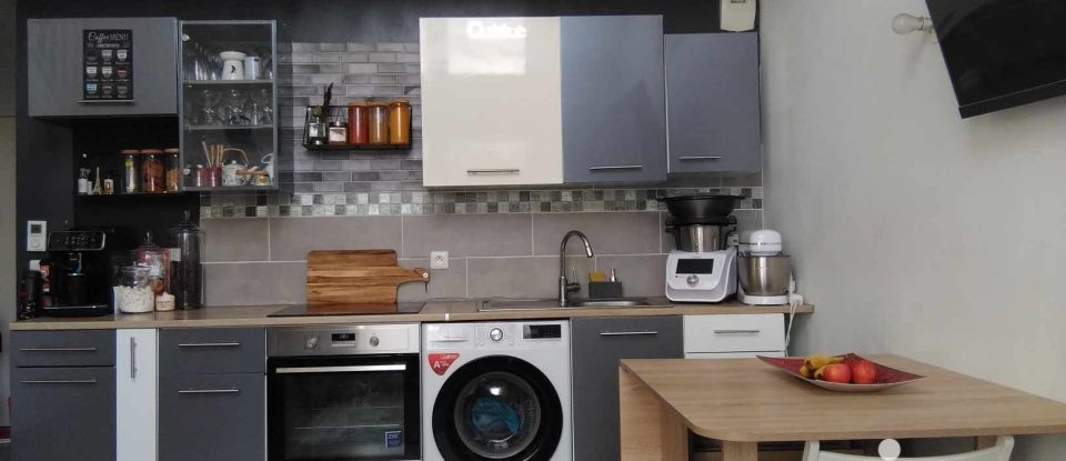 Apartment 2 rooms of 40 m² in Poissy (78300)