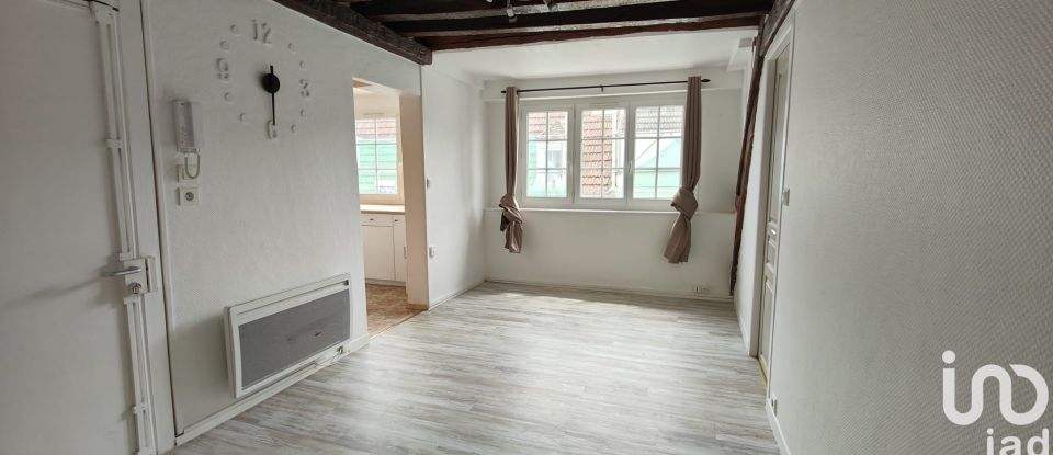 Apartment 2 rooms of 29 m² in Rambouillet (78120)