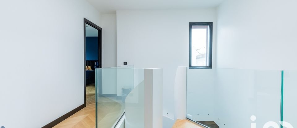 Maison d’architecte 6 pièces de 216 m² à Bondoufle (91070)