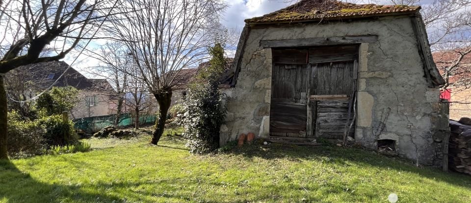 Maison de village 4 pièces de 140 m² à Belmont-Bretenoux (46130)