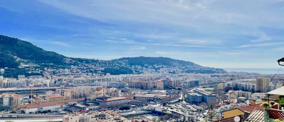 Land of 495 m² in Nice (06000)