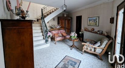 Maison 7 pièces de 244 m² à Cavillargues (30330)