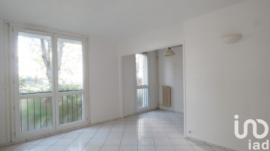 Apartment 1 room of 37 m² in Argenteuil (95100)