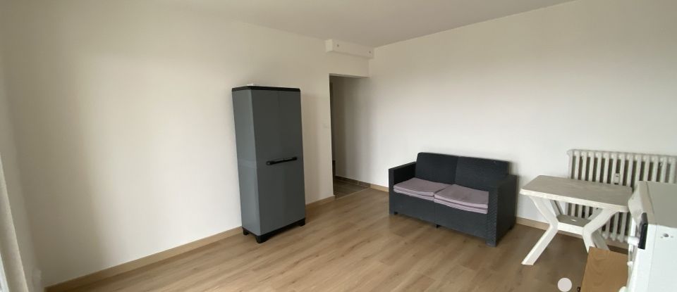 Appartement 4 pièces de 70 m² à Le Pontet (84130)