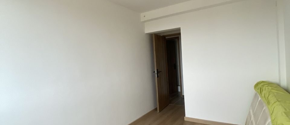 Appartement 4 pièces de 70 m² à Le Pontet (84130)