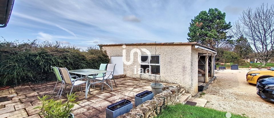 House 5 rooms of 122 m² in Sèvres-Anxaumont (86800)