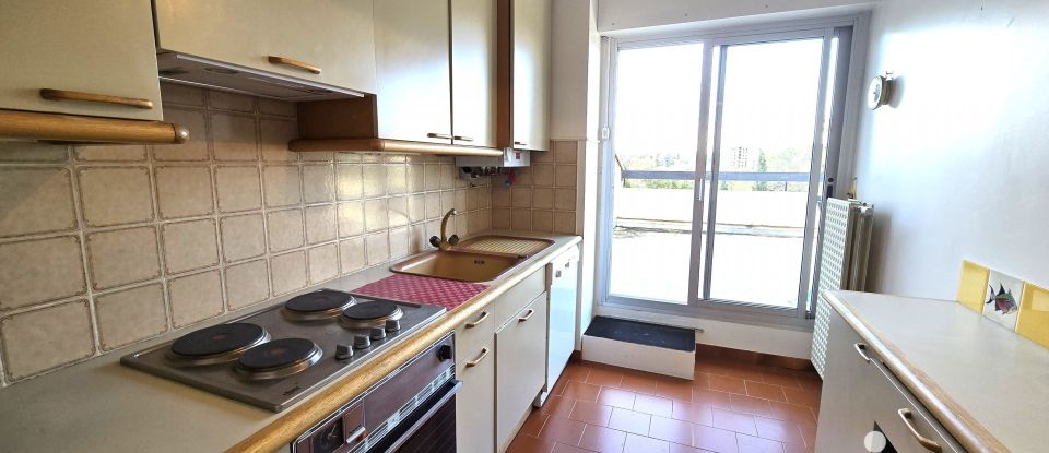 Apartment 3 rooms of 88 m² in Nîmes (30900)