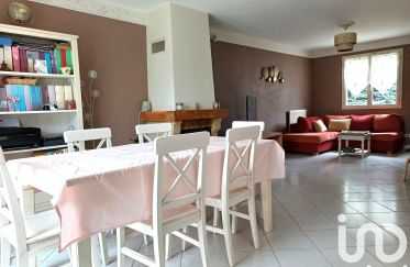 House 5 rooms of 100 m² in Champcueil (91750)