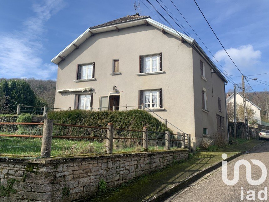 Maison de village 5 pièces de 85 m² à La Roche-Morey (70120)