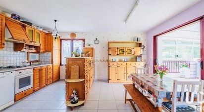 House 11 rooms of 185 m² in Bellevigny (85170)