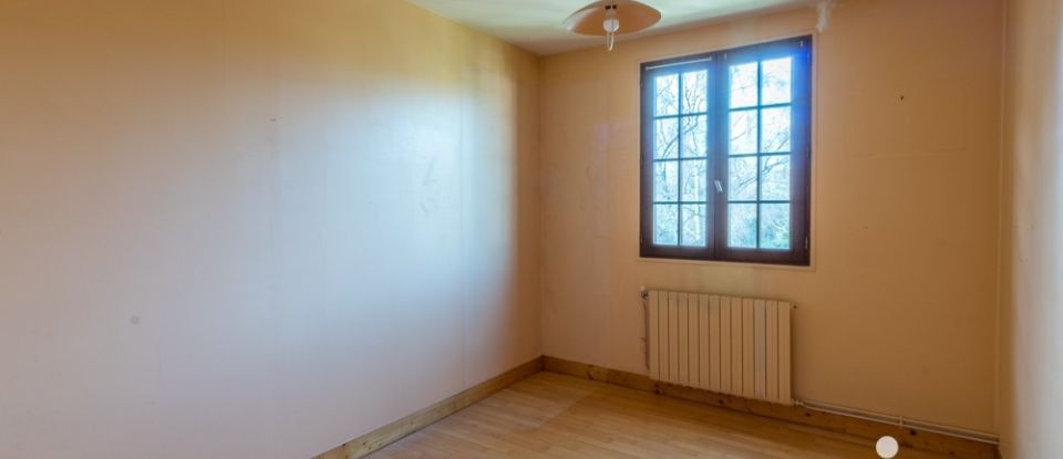 House 6 rooms of 101 m² in Carrières-sur-Seine (78420)