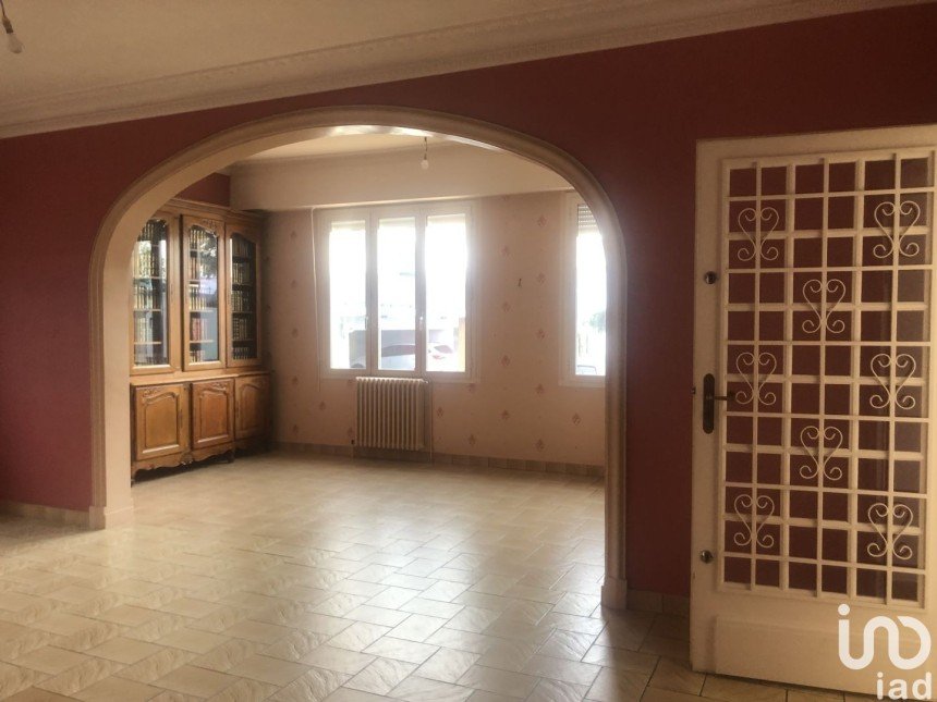 House 7 rooms of 173 m² in Bègles (33130)