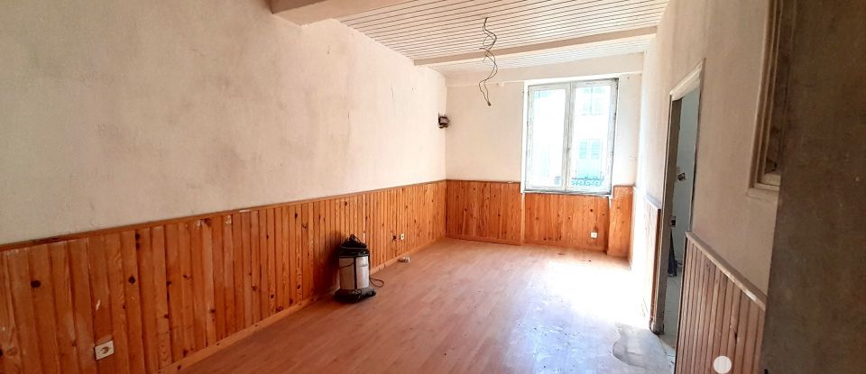 Village house 5 rooms of 110 m² in Lezoux (63190)