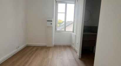 Apartment 2 rooms of 30 m² in Nantes (44100)