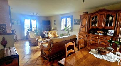Traditional house 4 rooms of 95 m² in Carennac (46110)