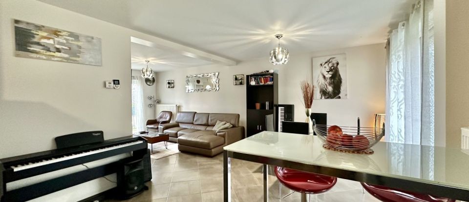 Maison 5 pièces de 100 m² à Limeil-Brévannes (94450)