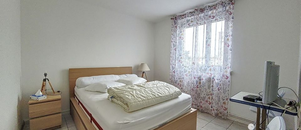Apartment 3 rooms of 55 m² in Yerres (91330)