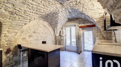 Village house 4 rooms of 133 m² in Bernis (30620)