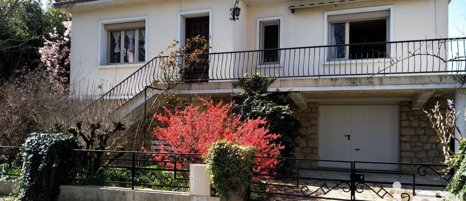 Maison traditionnelle 6 pièces de 118 m² à Bergerac (24100)