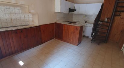 Village house 3 rooms of 42 m² in Servian (34290)