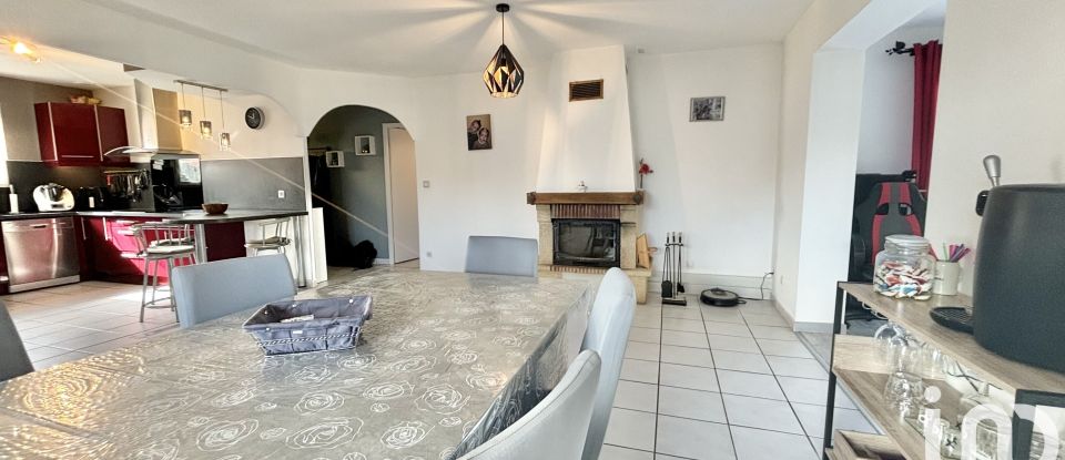 House 7 rooms of 152 m² in Saint-André-de-Cubzac (33240)