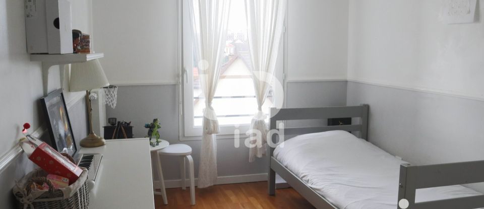 Apartment 4 rooms of 87 m² in Thiais (94320)
