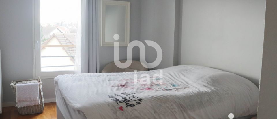 Apartment 4 rooms of 87 m² in Thiais (94320)