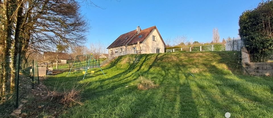 Traditional house 8 rooms of 147 m² in Abbans-Dessus (25440)