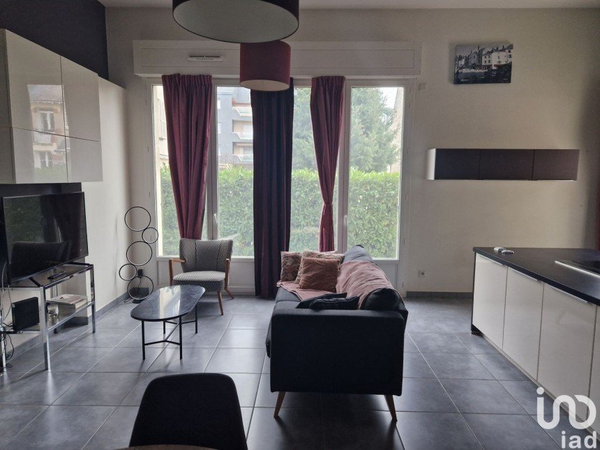 Appartement 3 pièces de 74 m² à Orléans (45100)