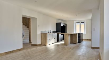 Duplex 6 pièces de 170 m² à Beaurepaire (38270)