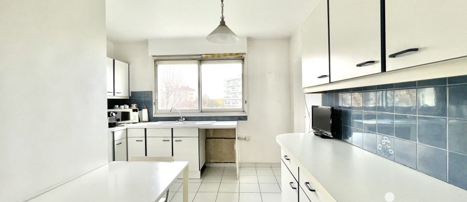 Appartement 3 pièces de 75 m² à Le Bourget (93350)