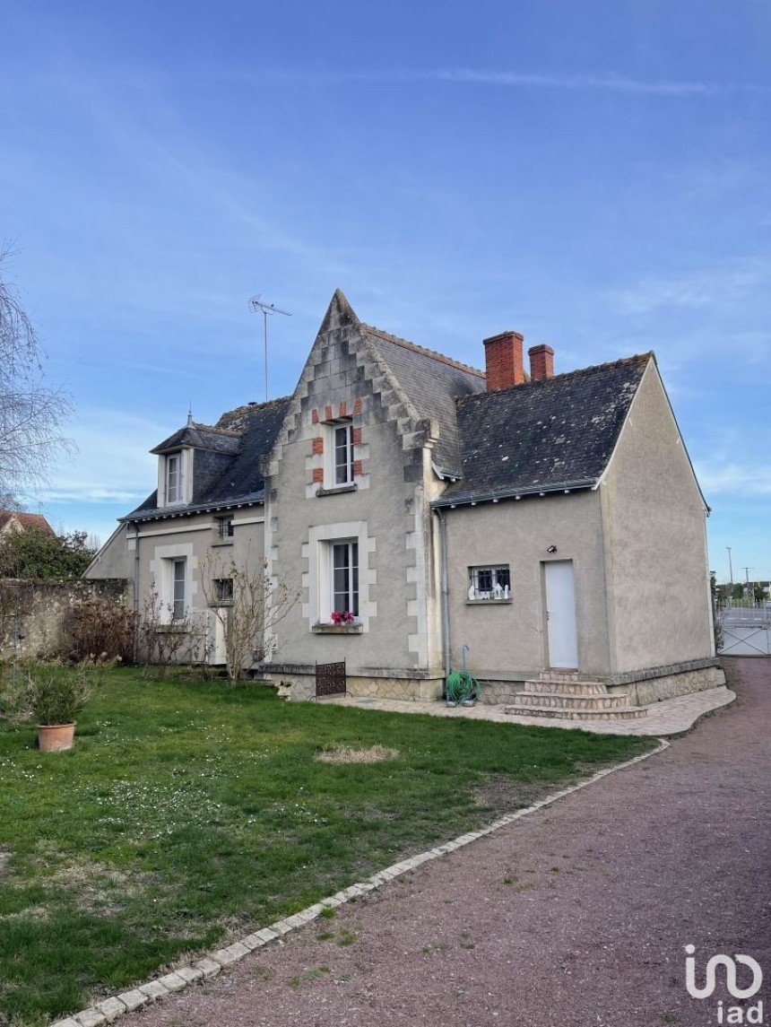 Maison 7 pièces de 131 m² à Saint-Hippolyte (37600)