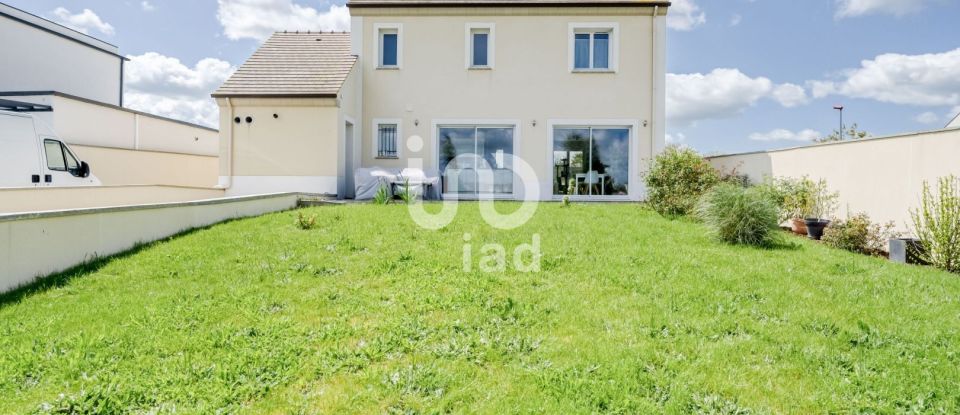 House 5 rooms of 120 m² in Chambry (77910)