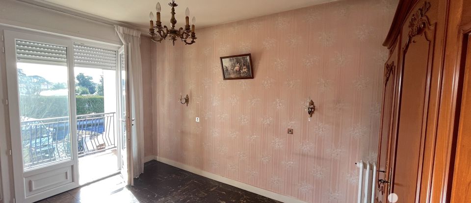 Traditional house 5 rooms of 100 m² in Gradignan (33170)